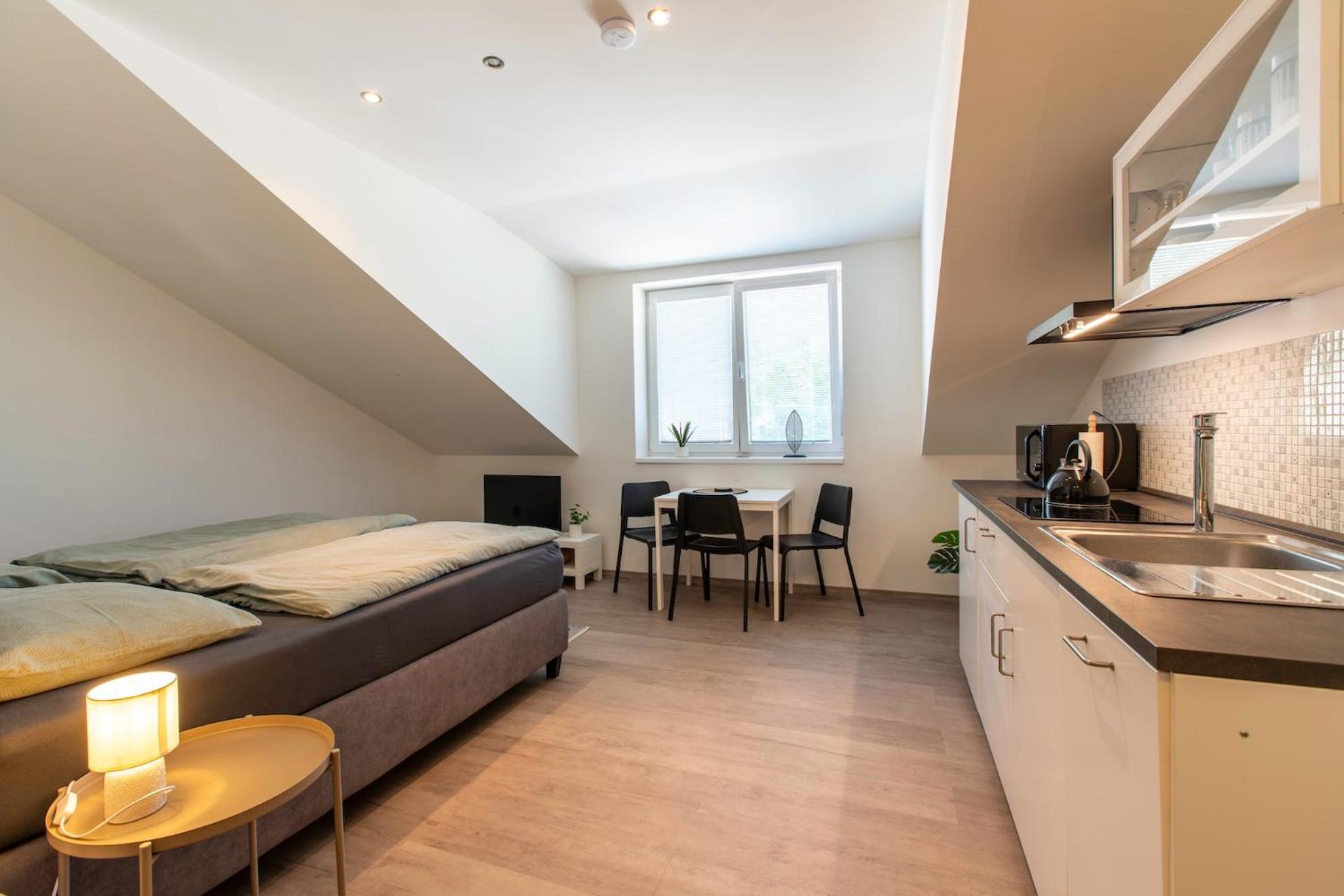 Restaurace Hotel Praha Nizbor 외부 사진