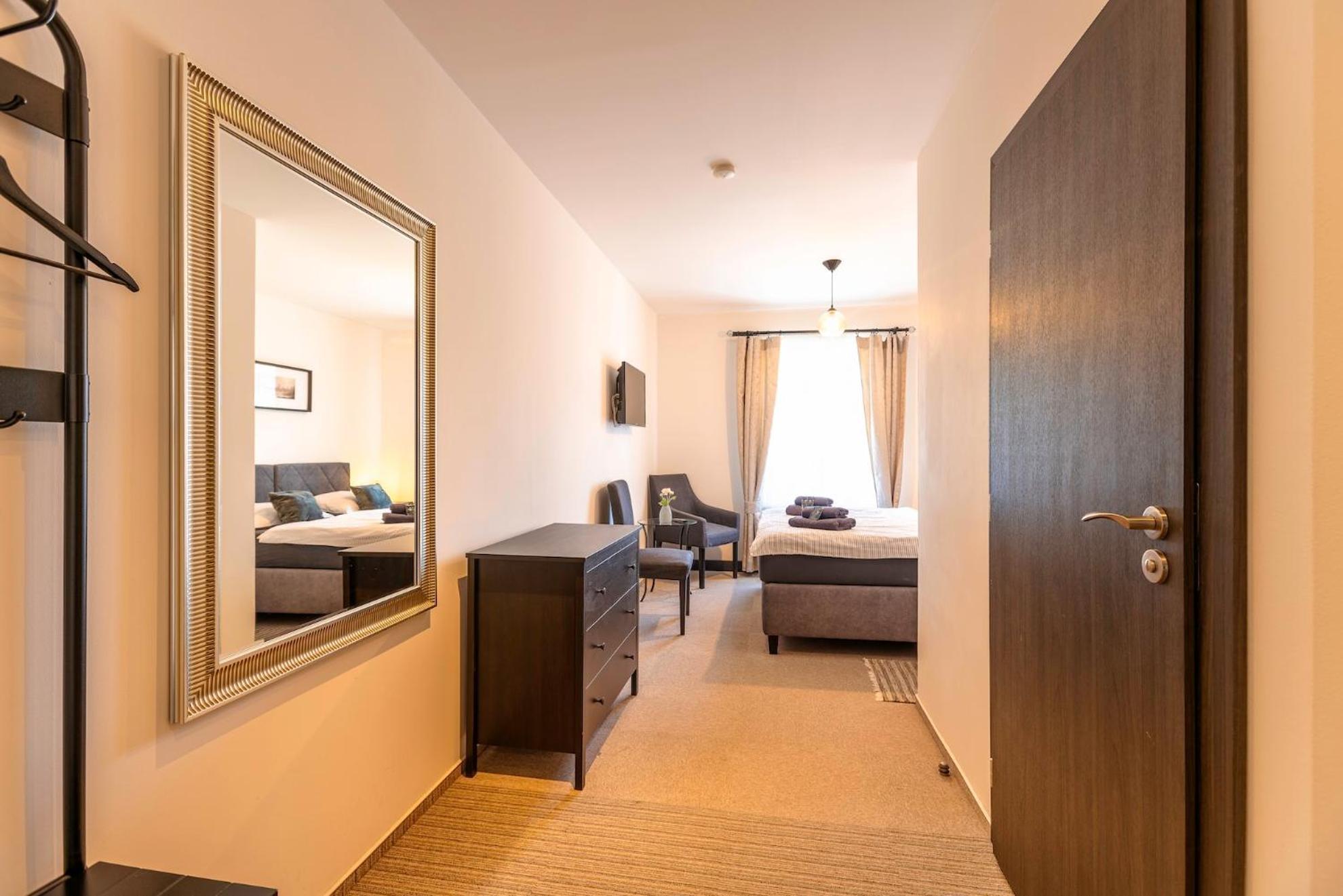 Restaurace Hotel Praha Nizbor 외부 사진