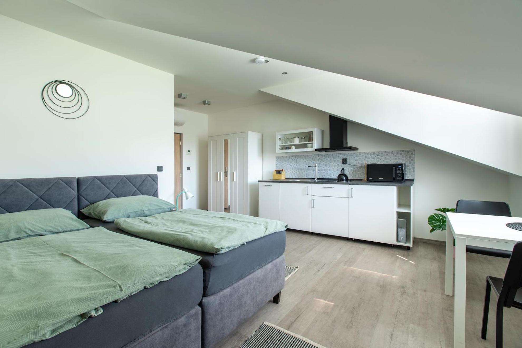 Restaurace Hotel Praha Nizbor 외부 사진