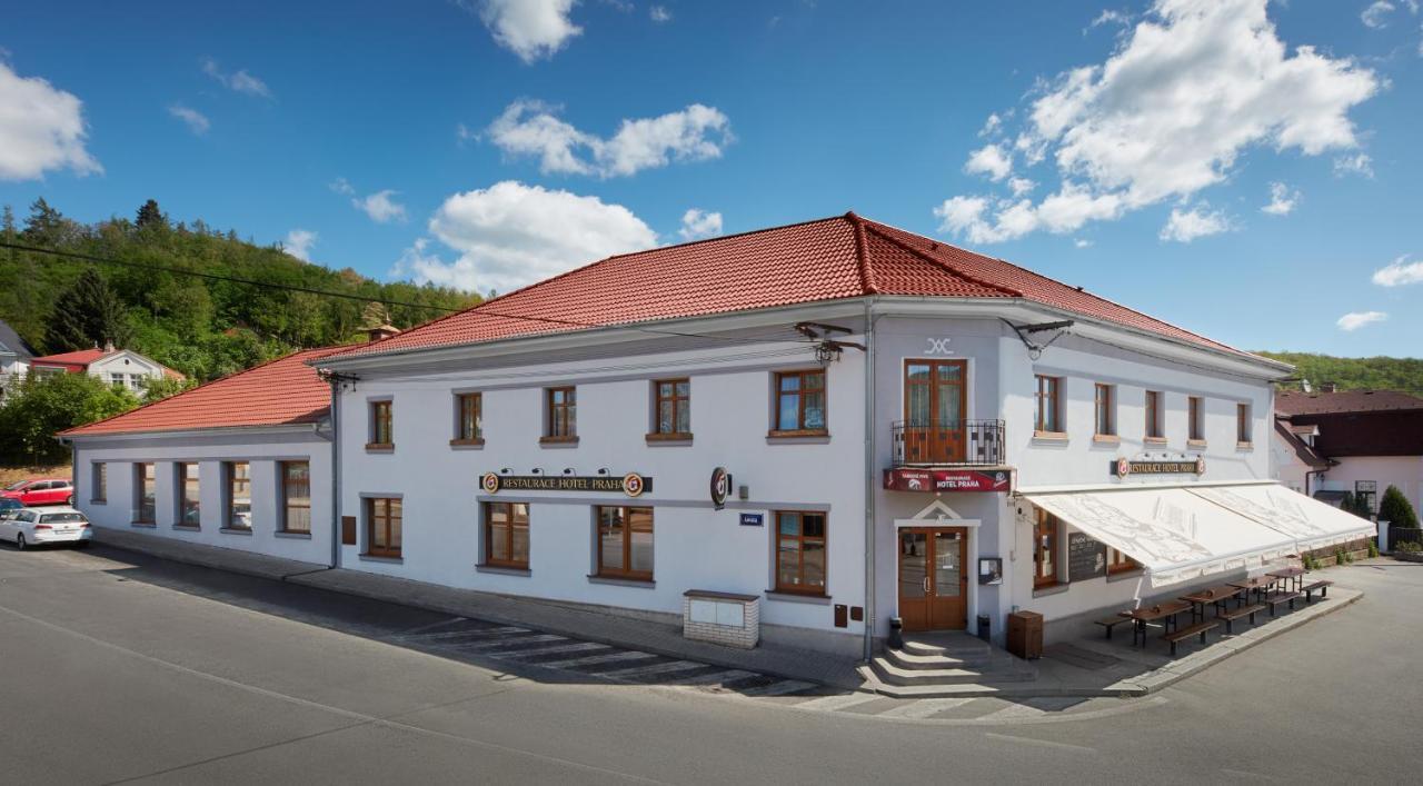 Restaurace Hotel Praha Nizbor 외부 사진
